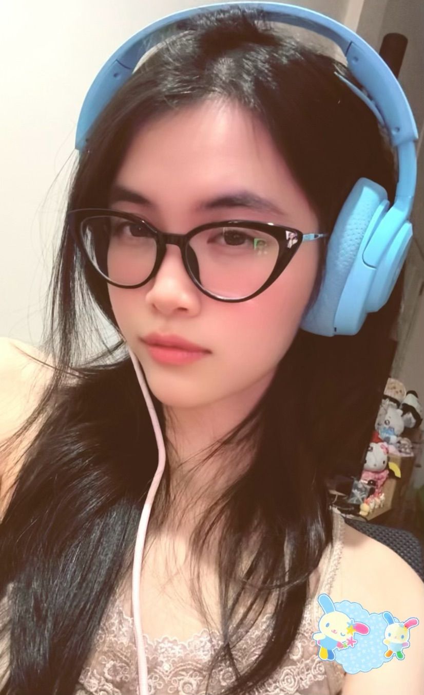 Gamer gurl ₍ᐢ•༝•⑅ᐢ₎˙˖°🎮 ⋆｡˚