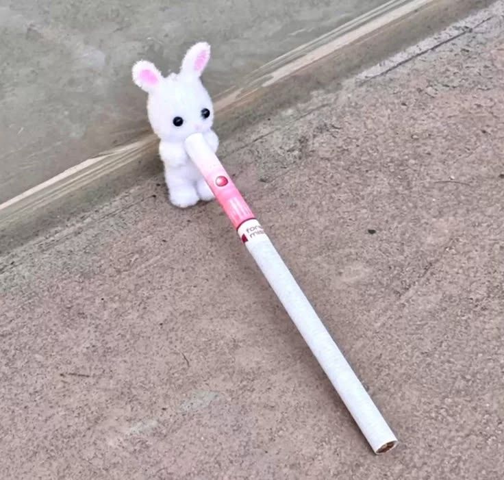 :3
