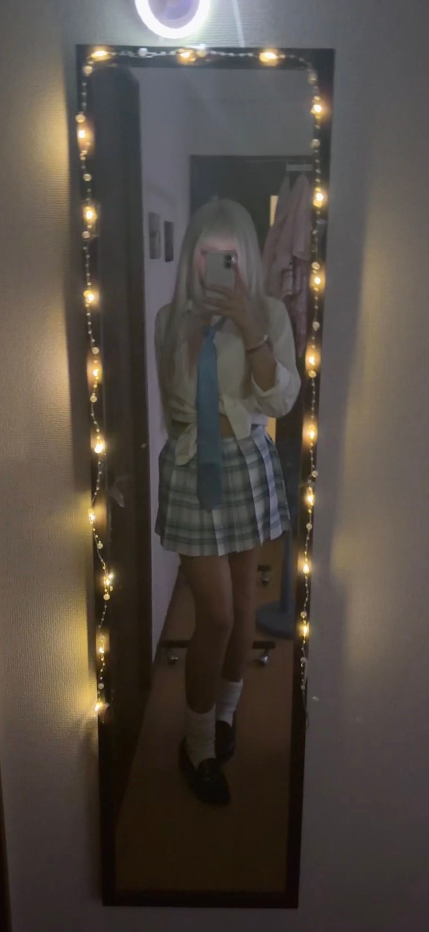 available for selfies~