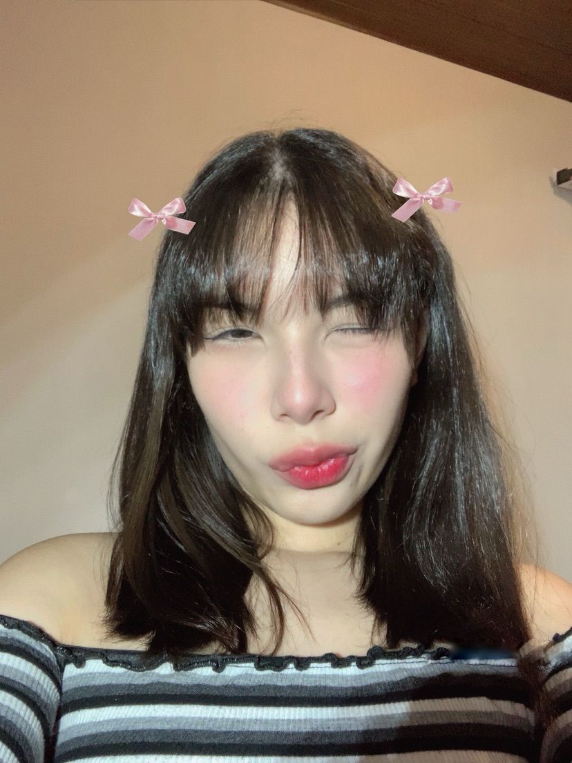 <3