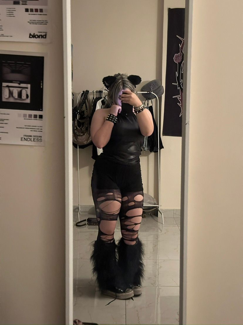 kitty cosplay!