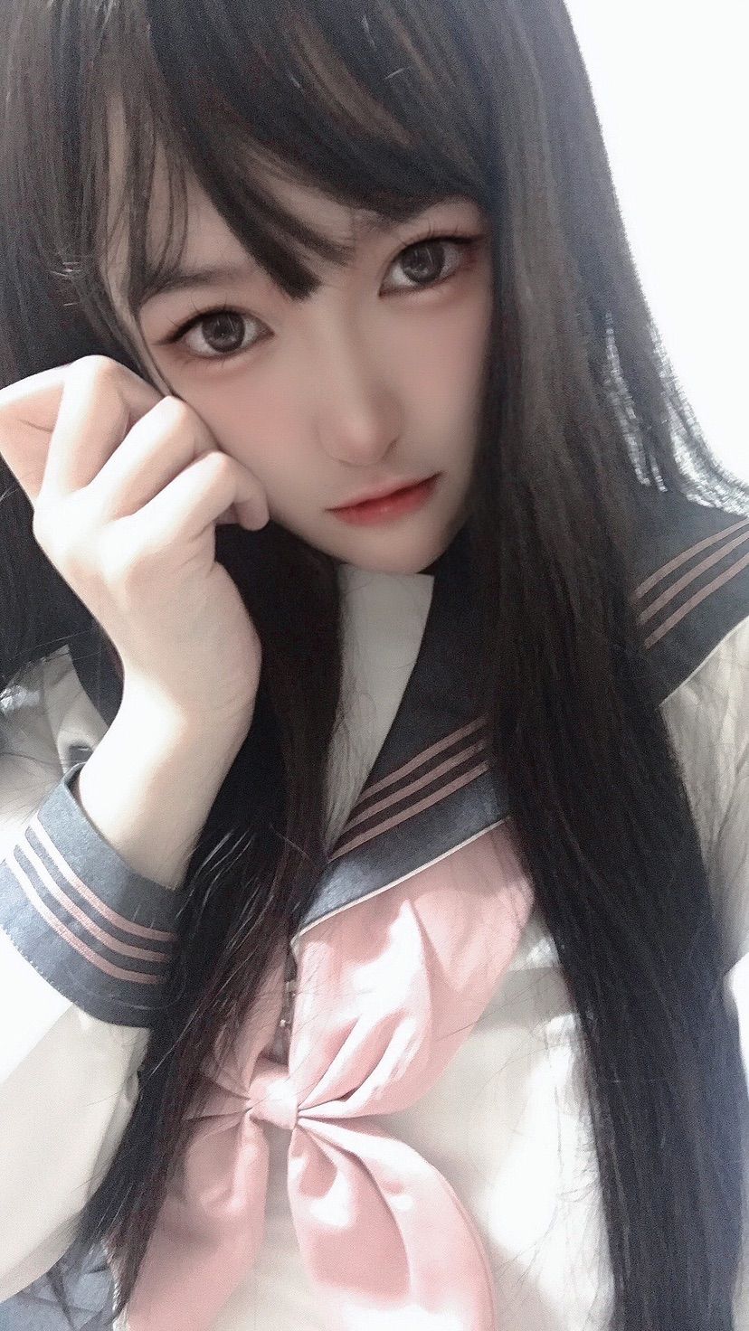 Japanese girl available for orders ฅ^•ω•^ฅ