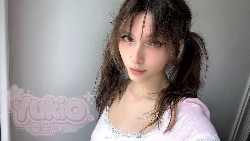 wanna hang out? 💕