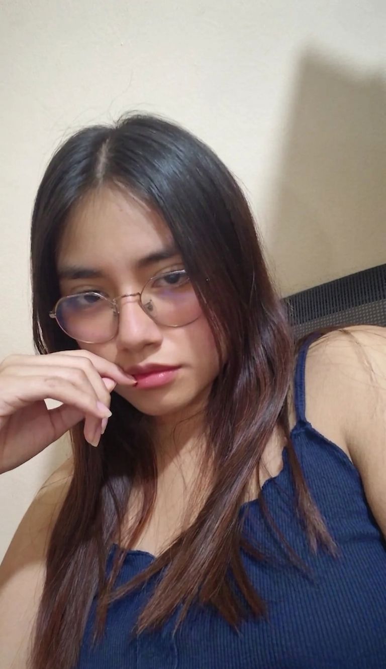 hii🥰 let's talk? vids/pics/audios