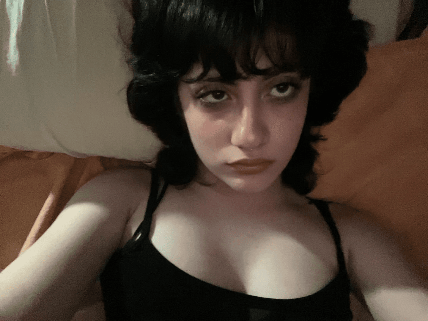 available for pics/vids!