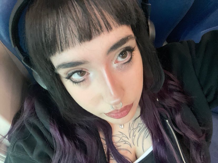 hehee echat/watch together/pics here i am!! ♡