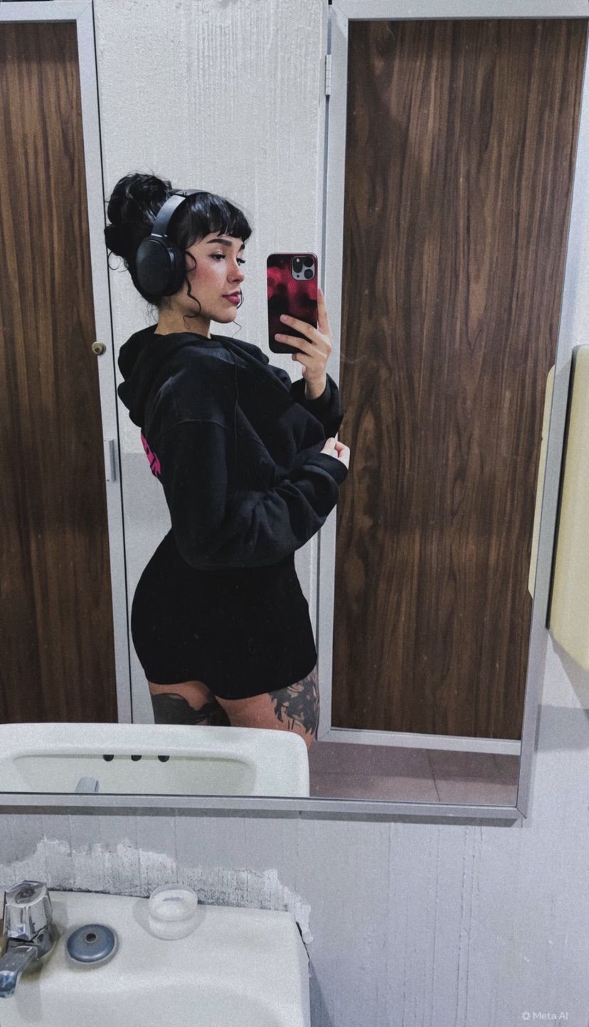 Hey you 🖤
