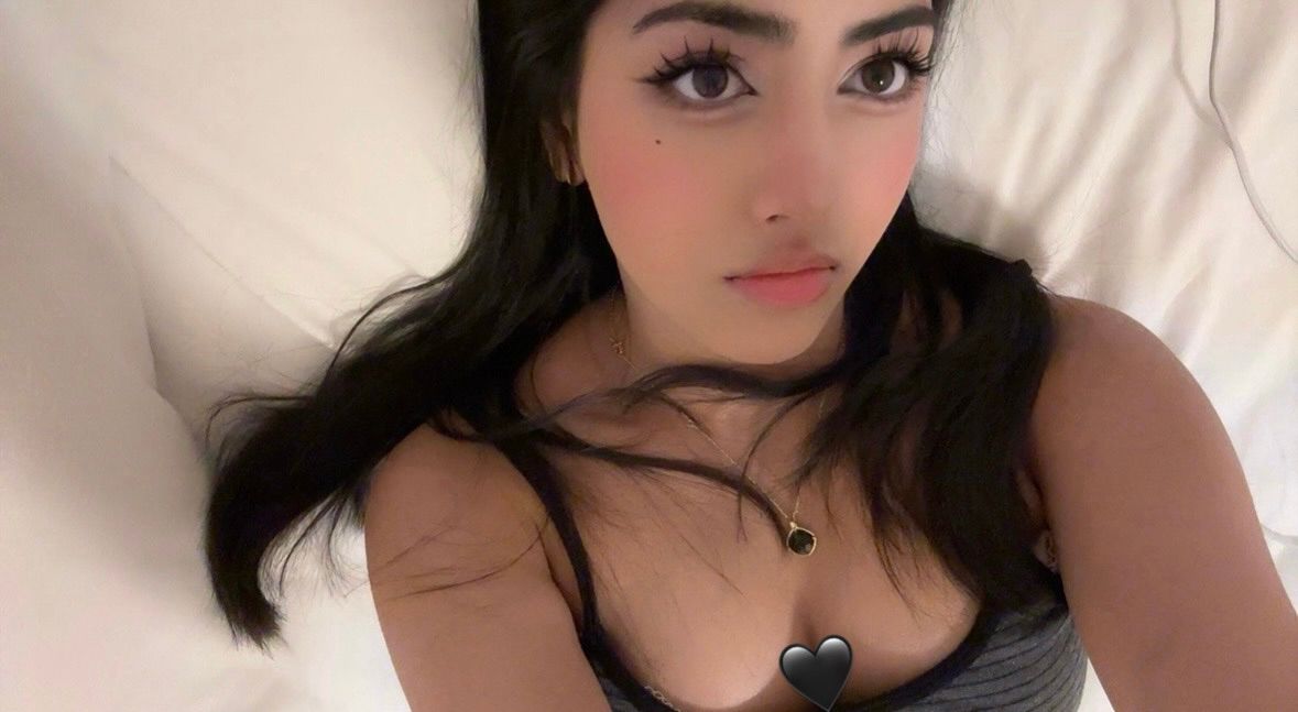 >.<