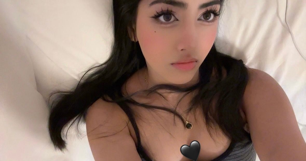 >.<