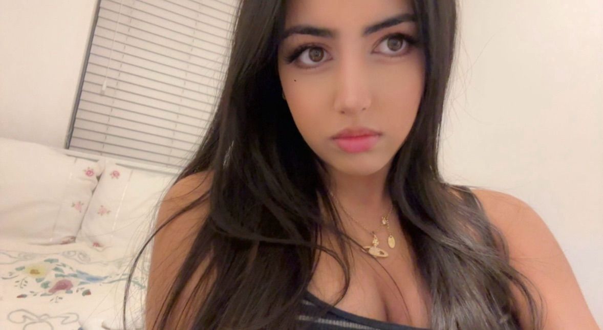 >.<