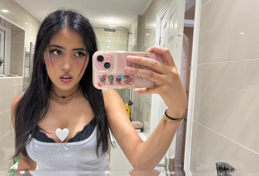 >.<
