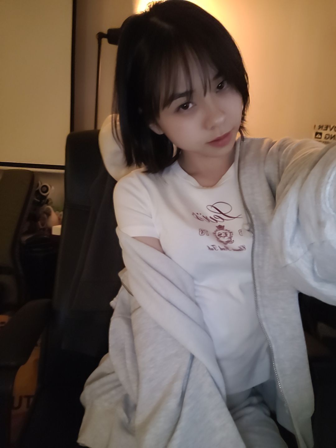 rawrrrr I'm running late >.<