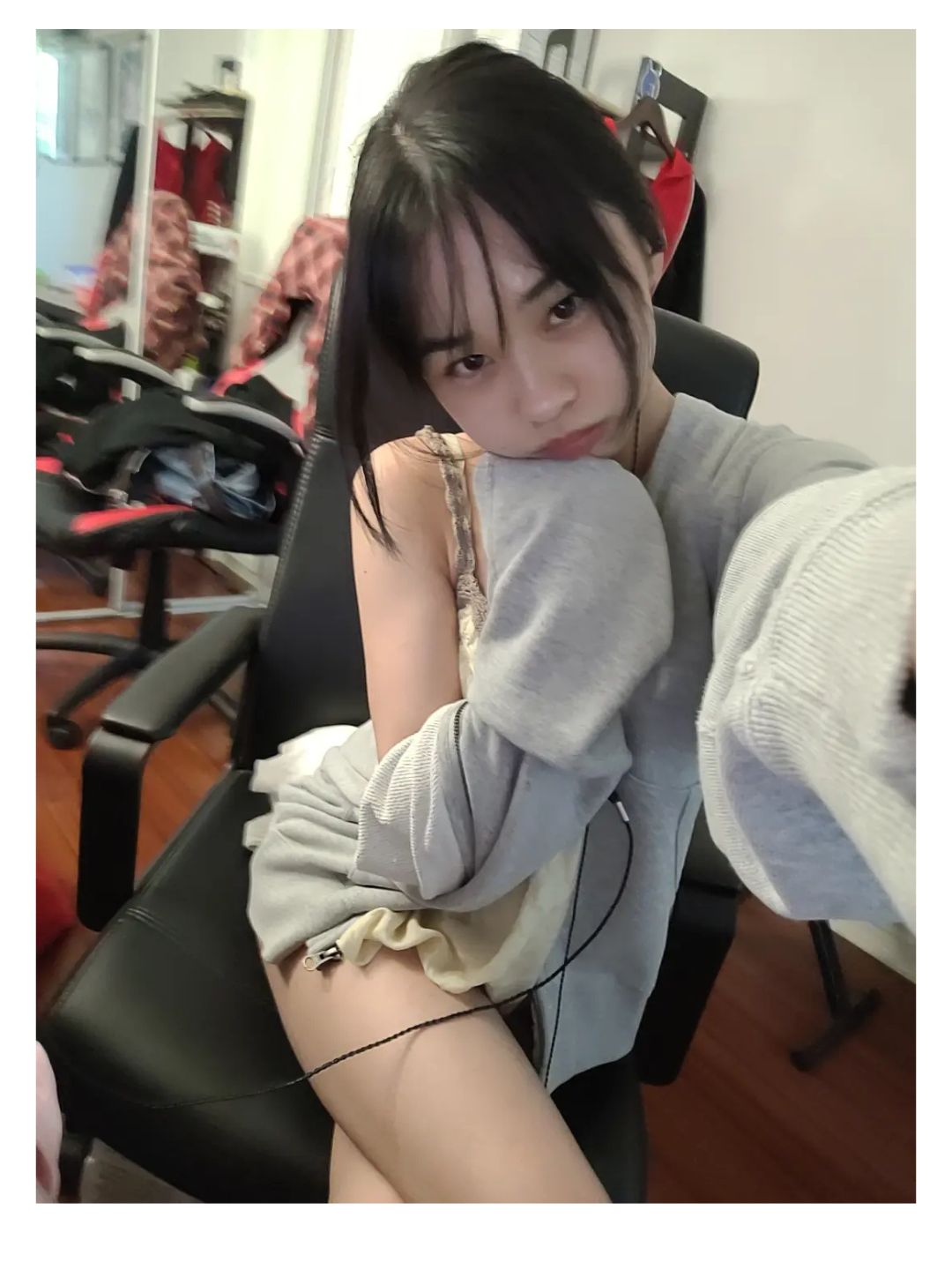 I'm avaliable for bookings today <3