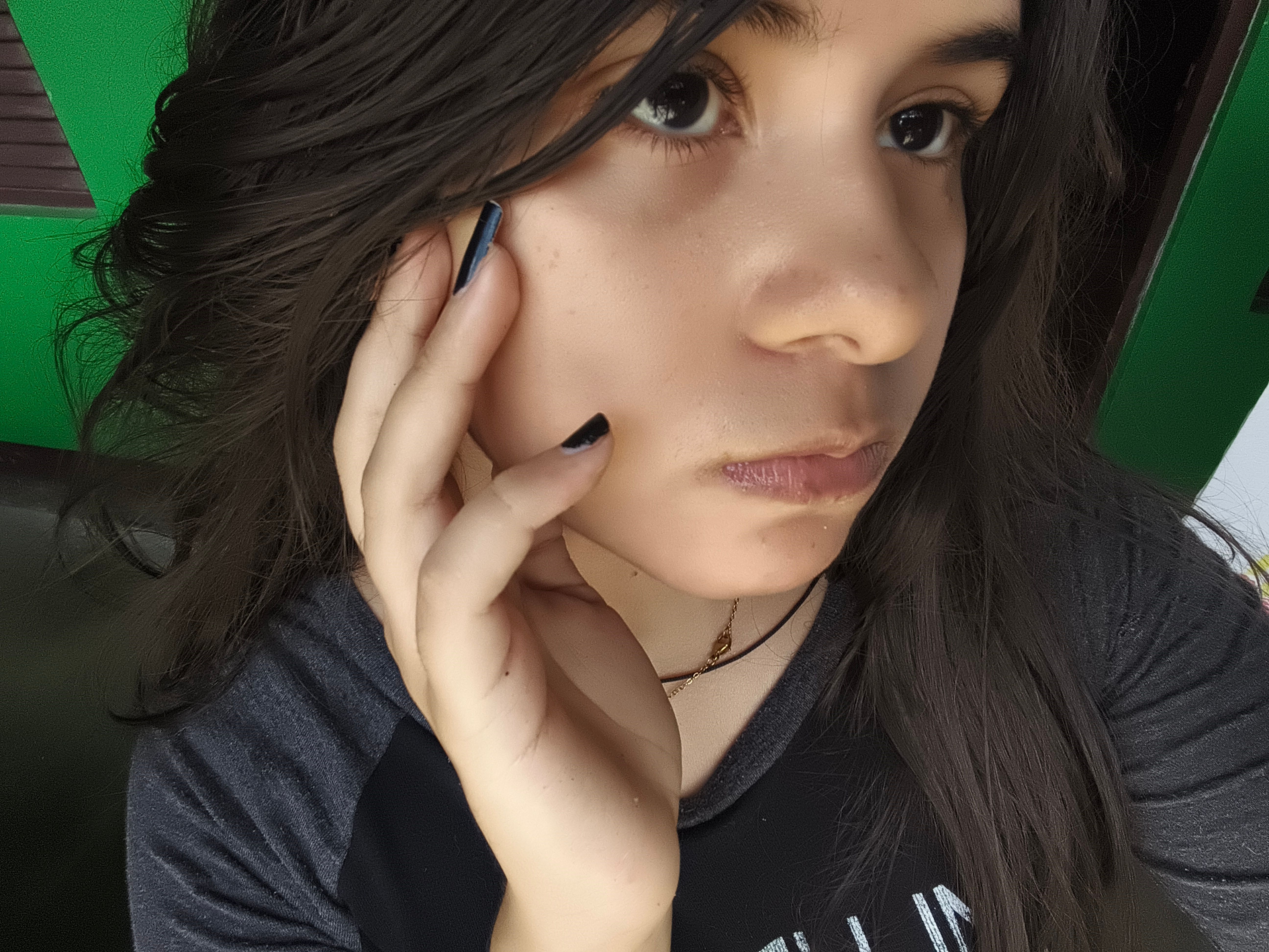 Hi 💗 selfie service and e-chat available 💗❤️