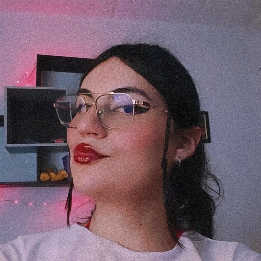 👁👅👁