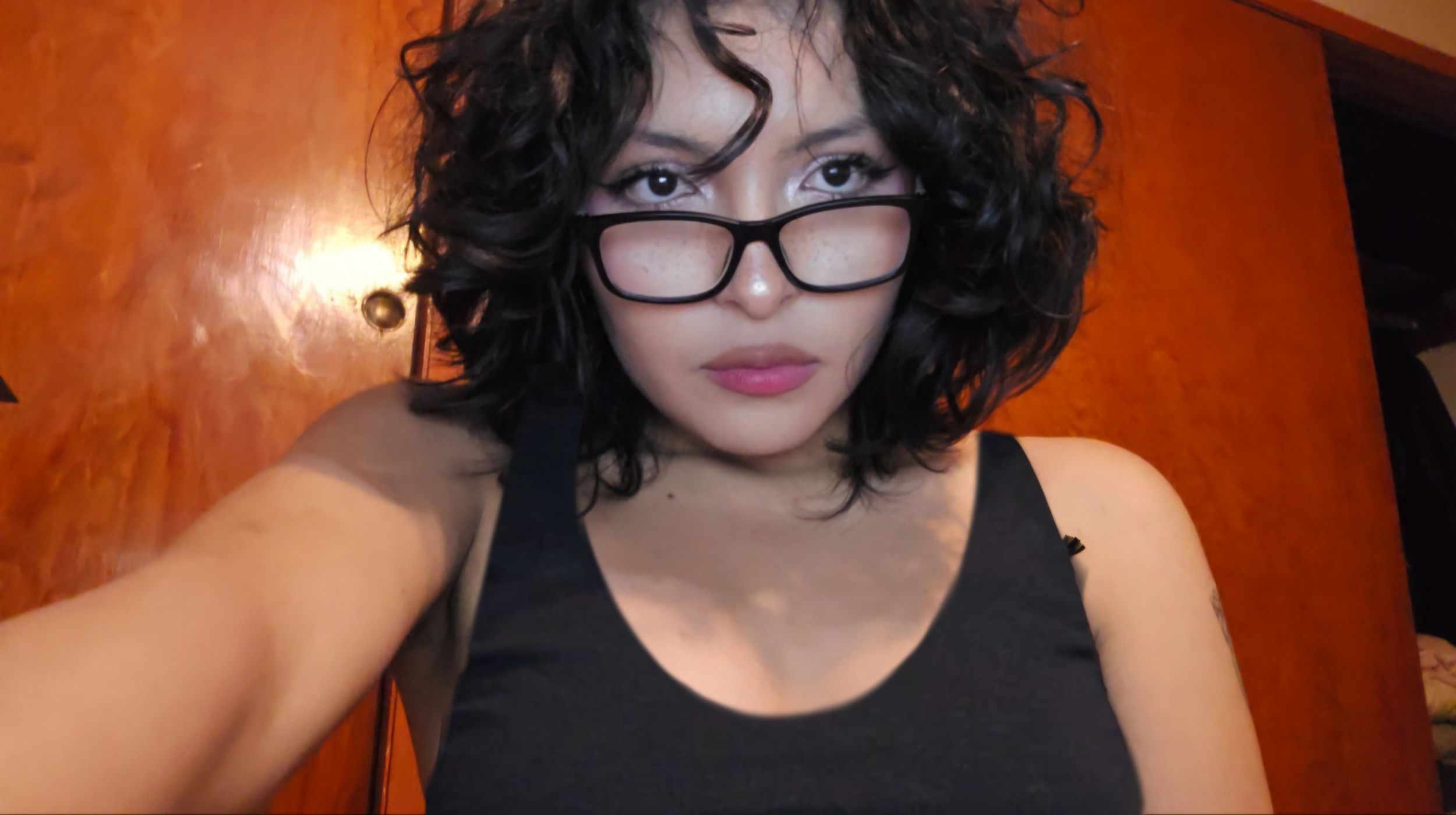 Available for selfies <33