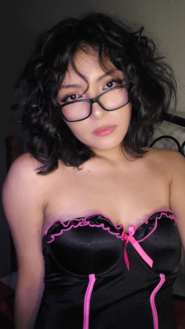 Available for selfies <33💗✨️