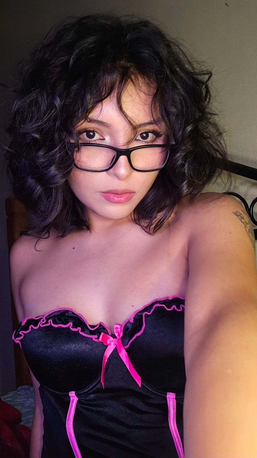 Available for selfies <33💗✨️