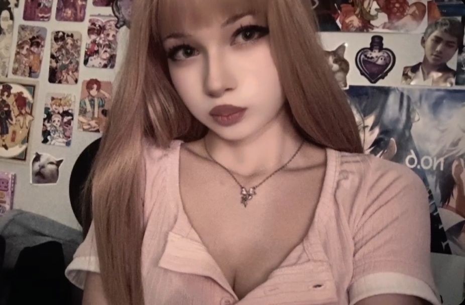 -`✮´-