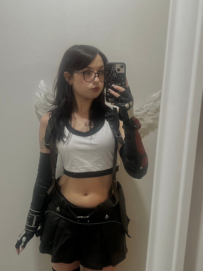 tifa cosplay available now🪽