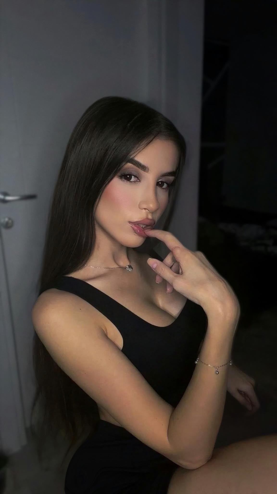 💋 Available for YOU 💋