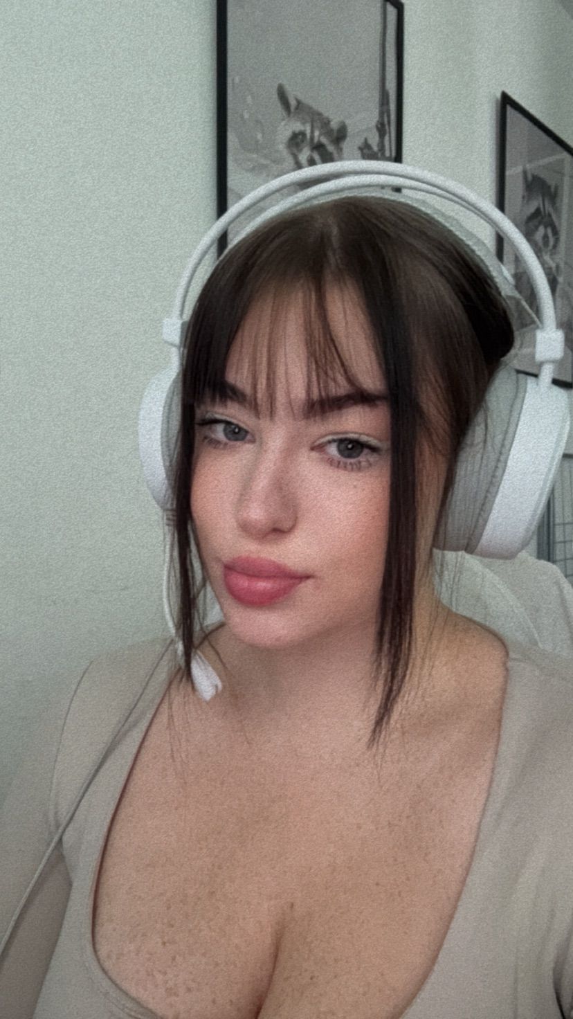 :3