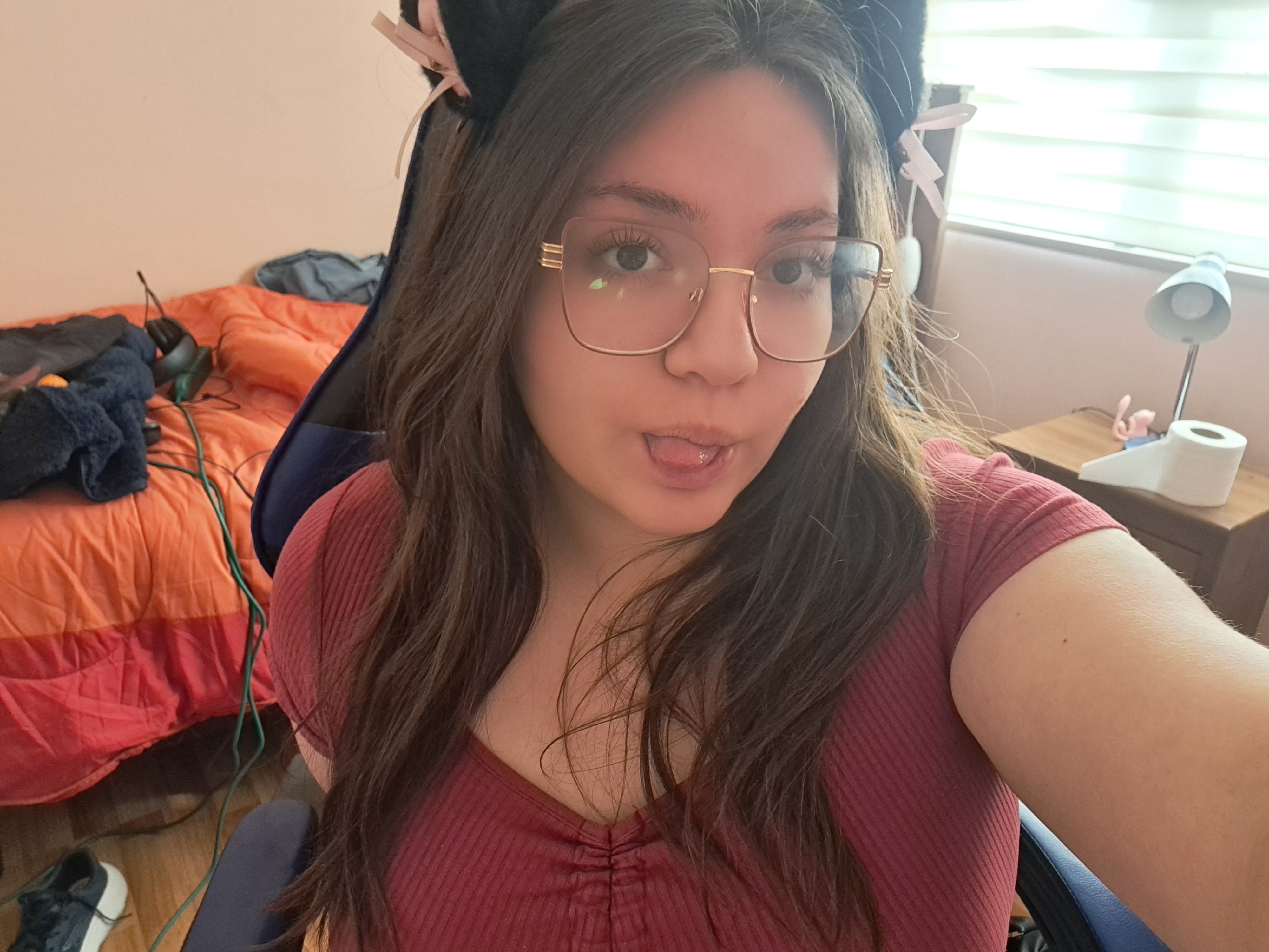 tip = 3 free pics