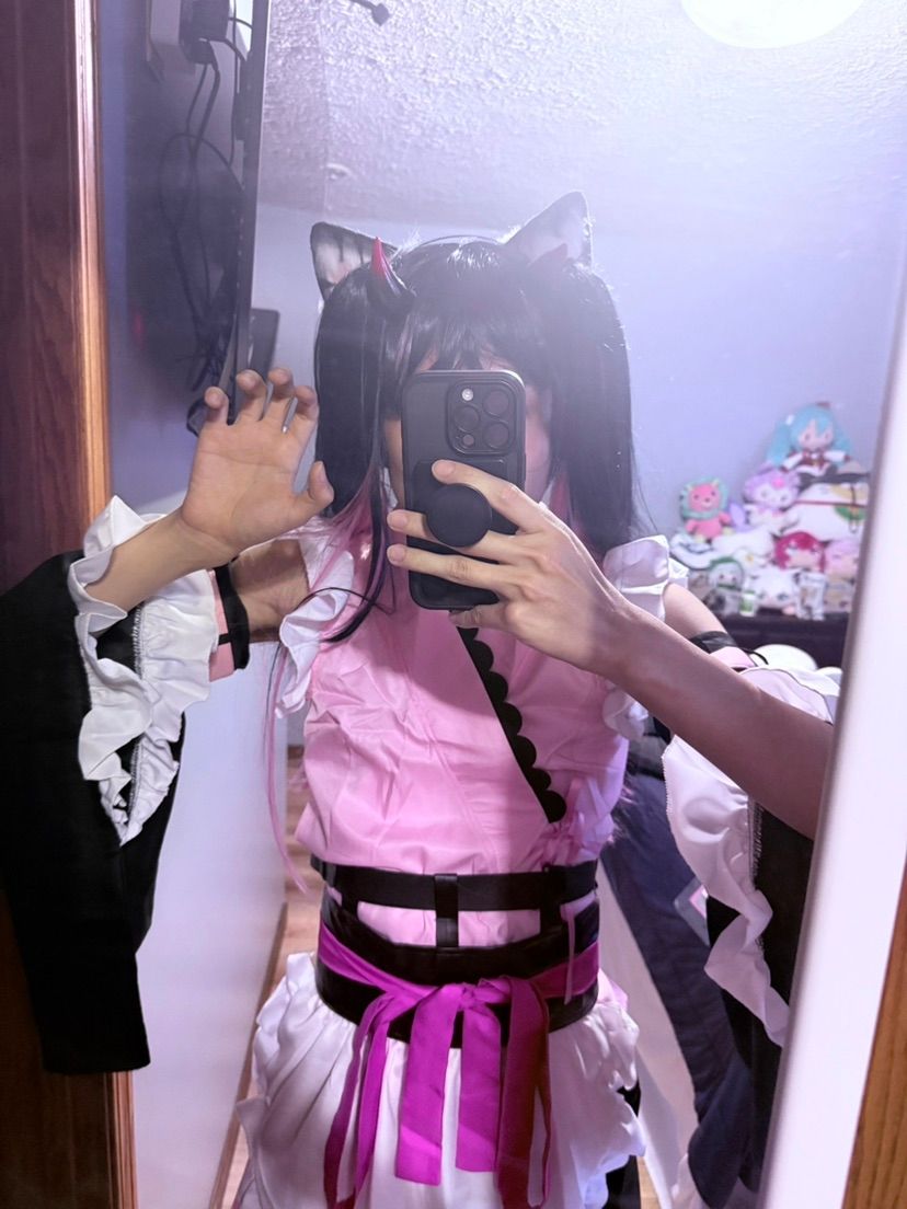 i did a cosplay i hope you guys like it~ 💙