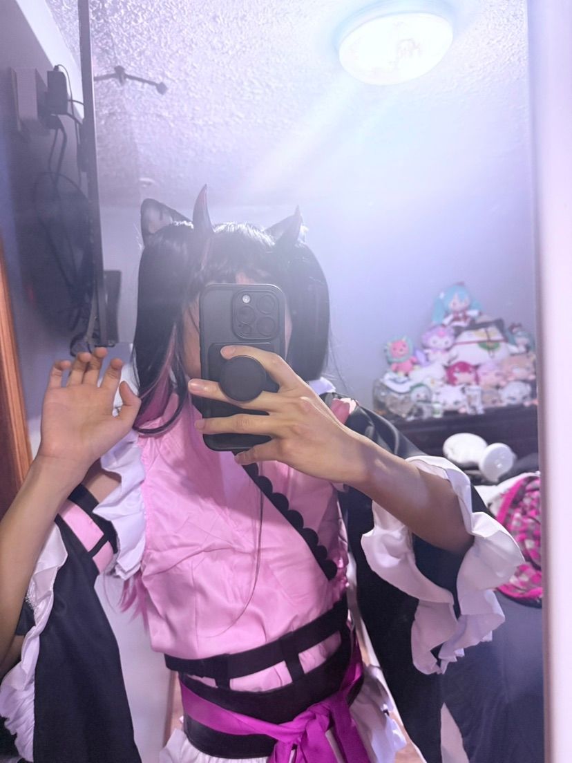 lets play some mayhem? idk heres a pic of my cos