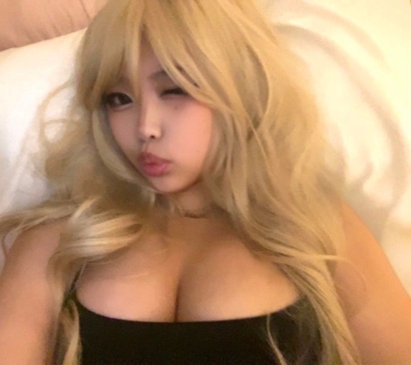 <3