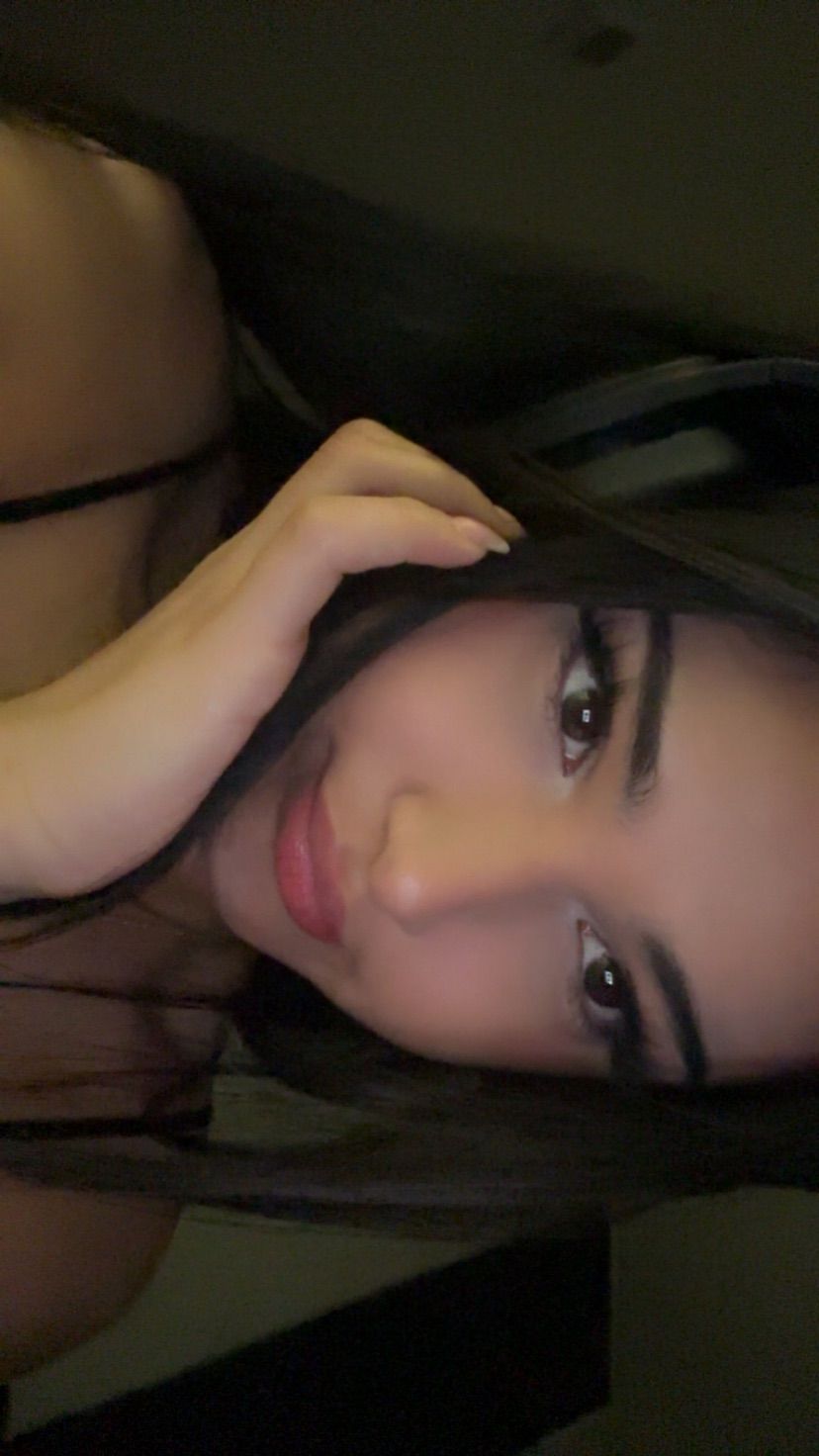 <3
