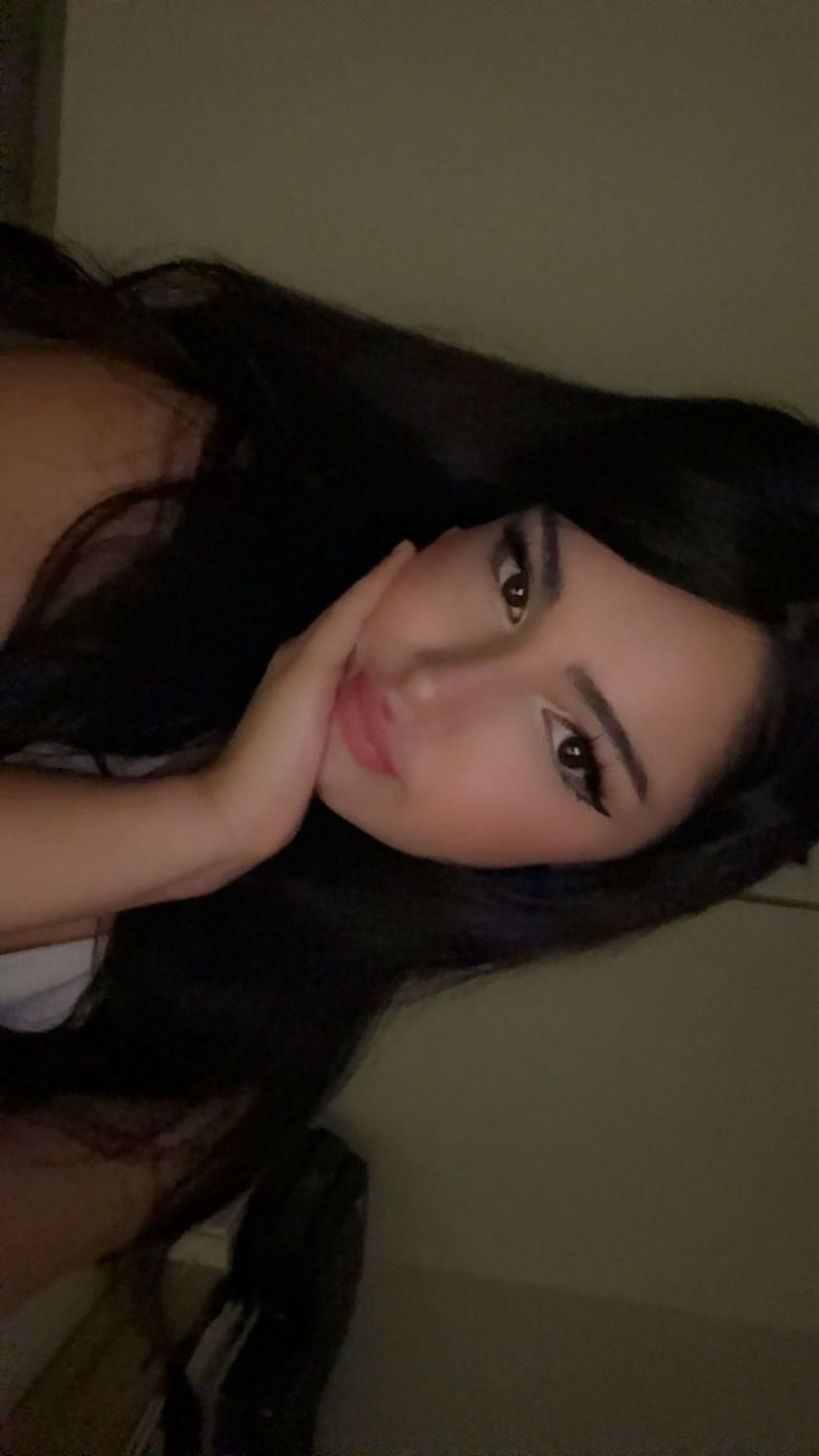<3