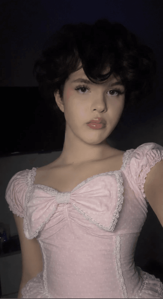 talk to ur fav femboy <3