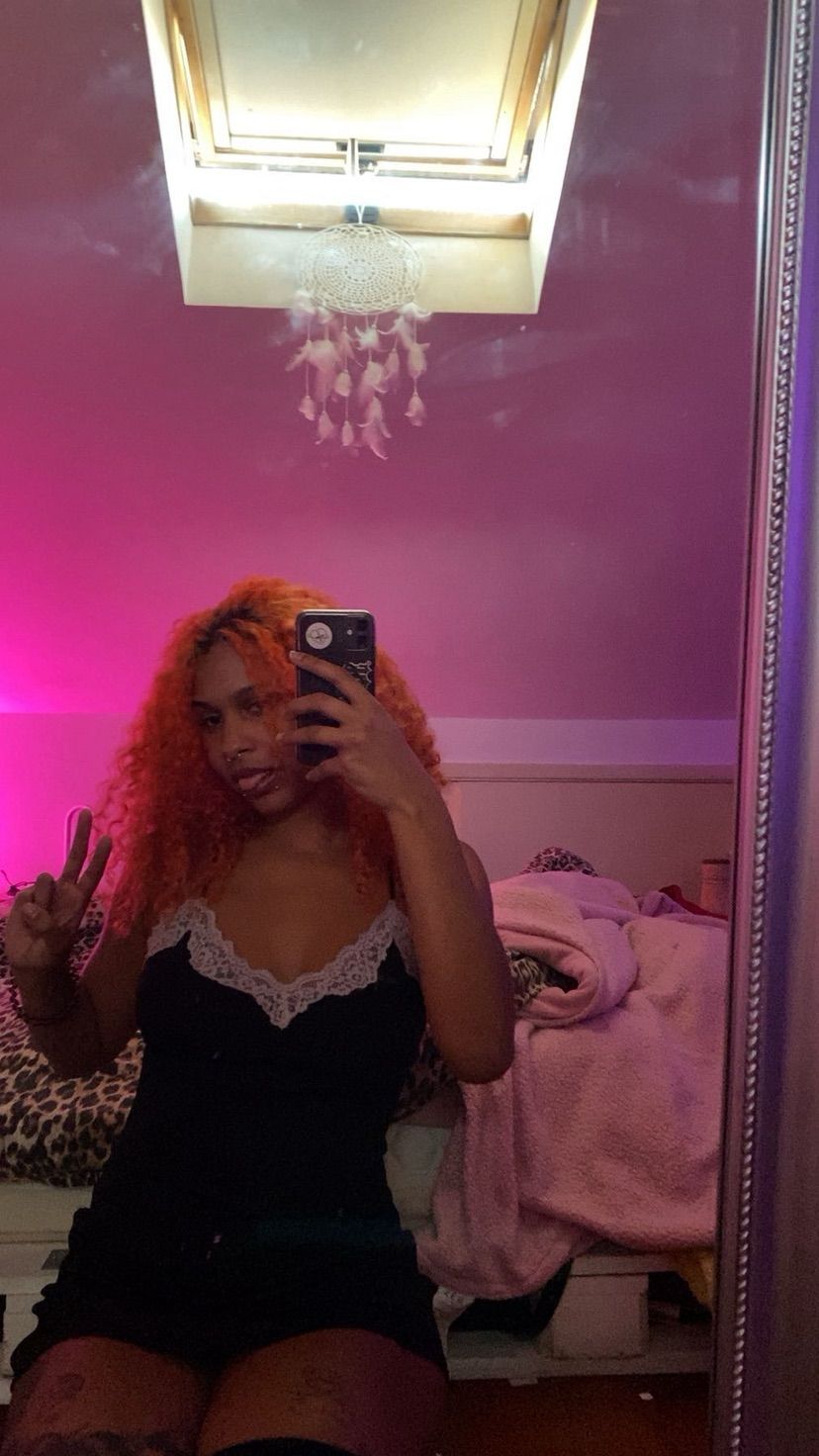 ^~^