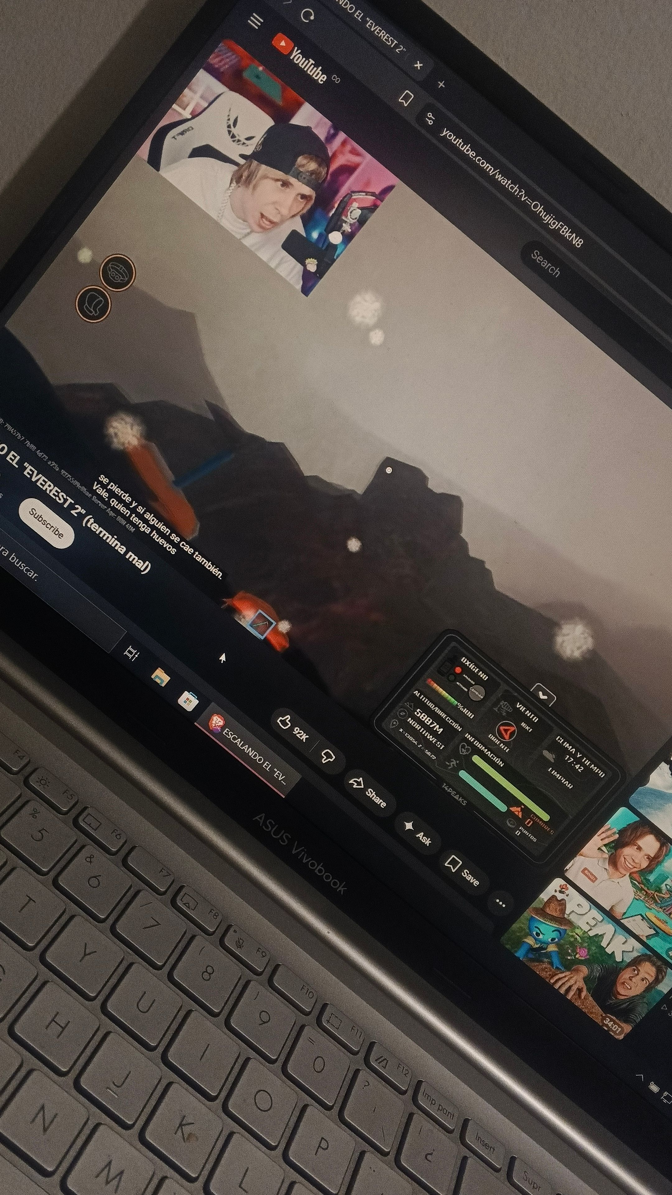 alguien para jugar roblox? :(