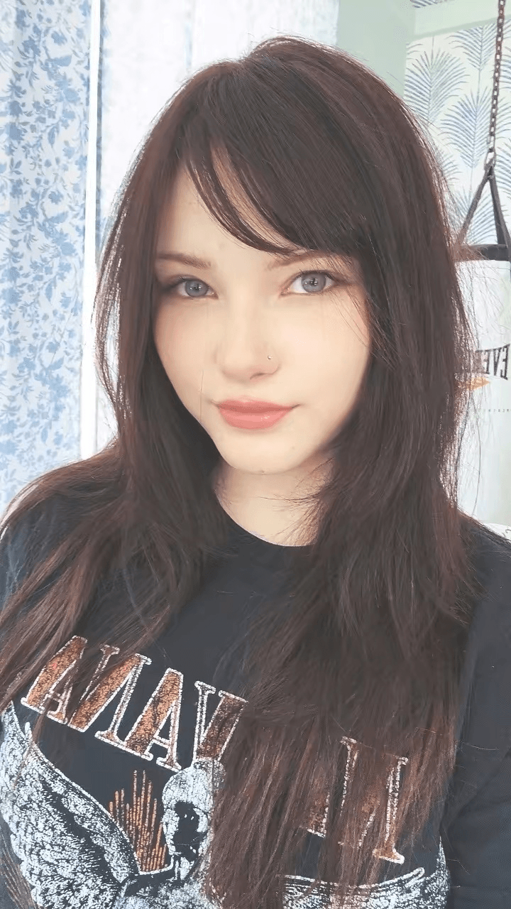 hi im leylet and we shohld um. idk playplay xd