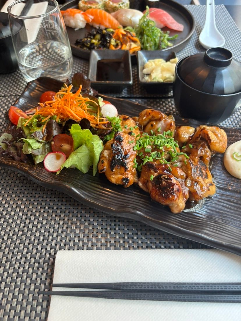foood! ٩(^ᗜ^ )و ´-