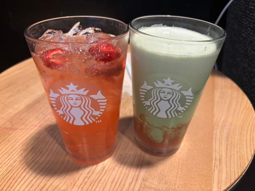 trying new drinks in starbucks!