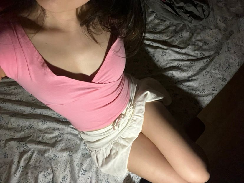 cant sleep, come chat with me ;3