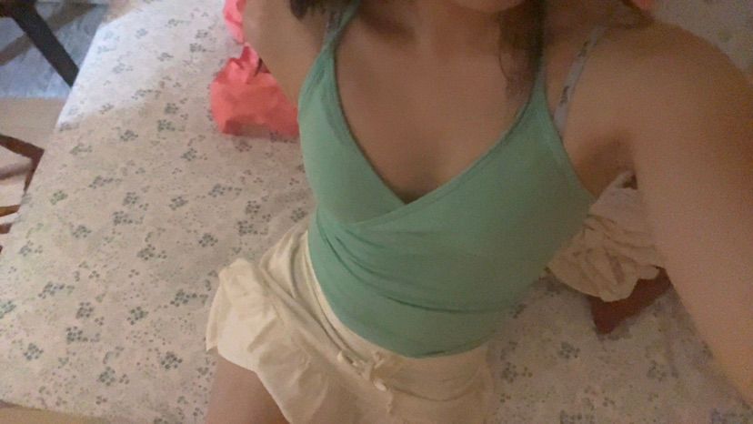 pics, vids, videochat ;3