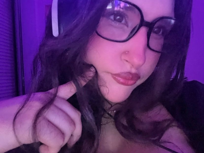 HIIIII, come talk to me im cool !