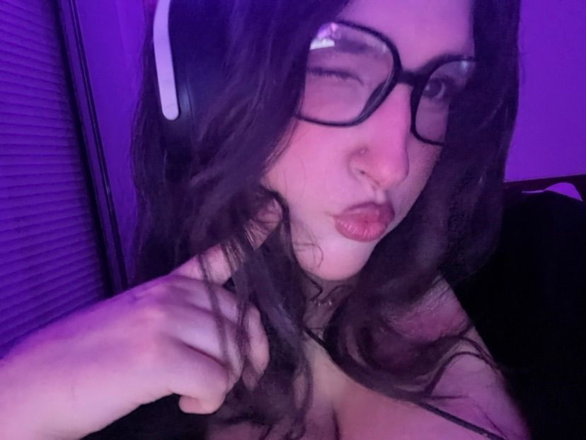 heyyy !! come play with <333