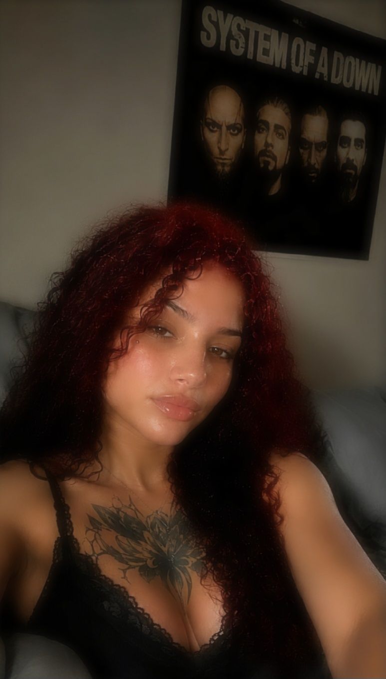 After a month away sick, I’m back & available! 🖤