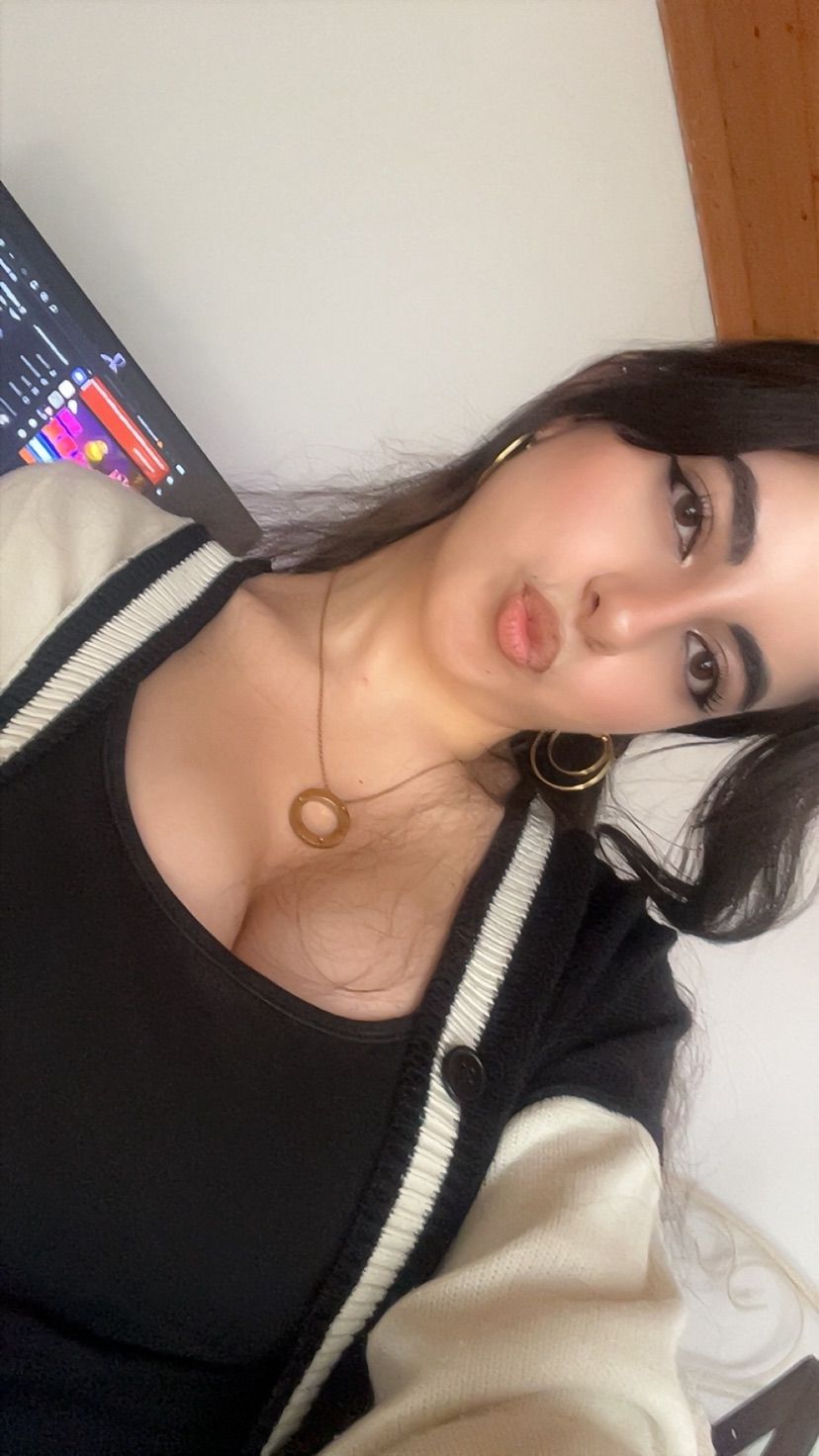 kiss kiss