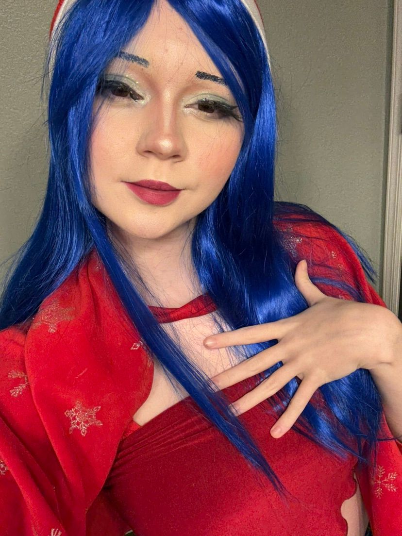 hiii lets play games together!!