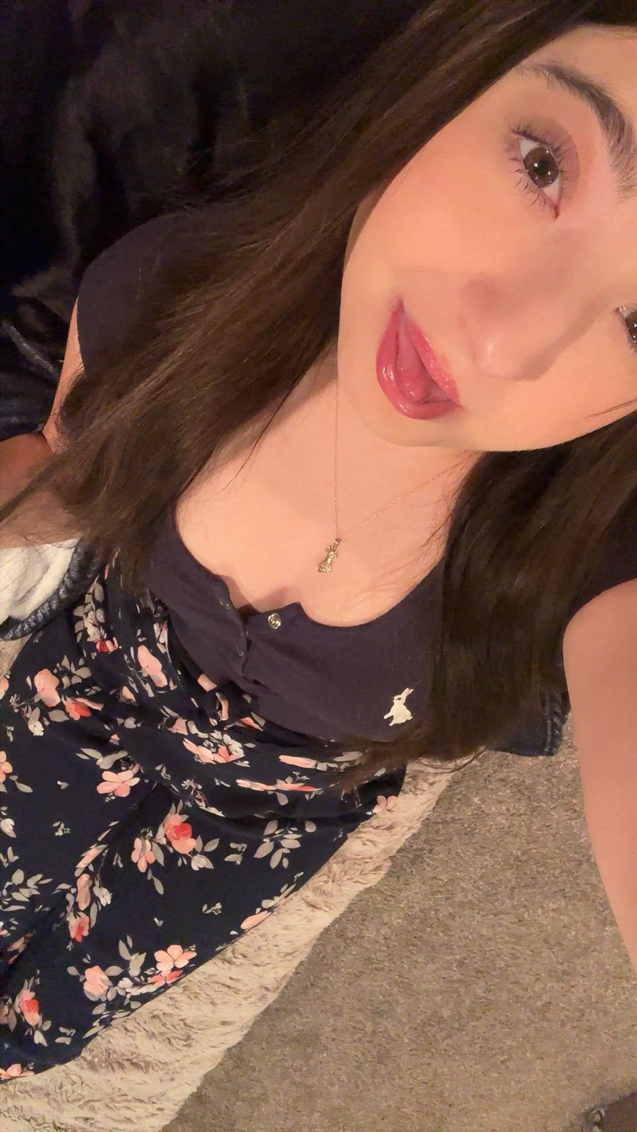 so manyy selfiesss :3