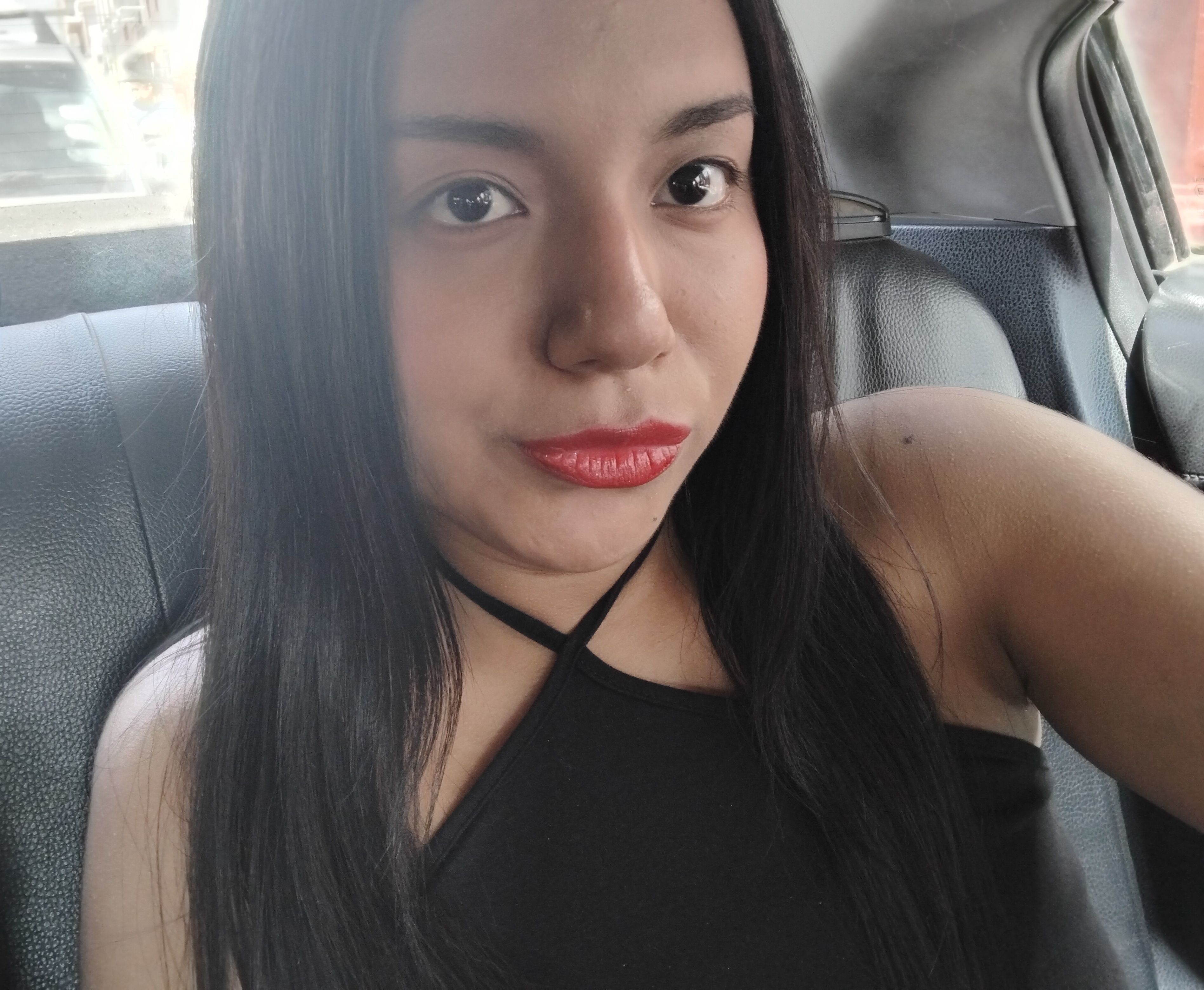 Hii I'm free for selfies/photos 𑣲⋆