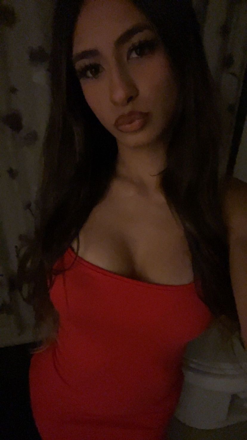 available for selfies/vids