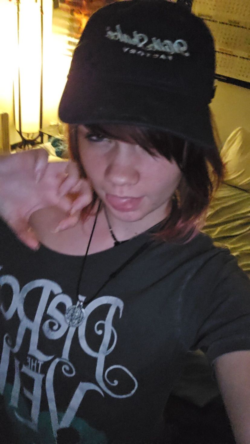 haiii!! Available pics and vidssss