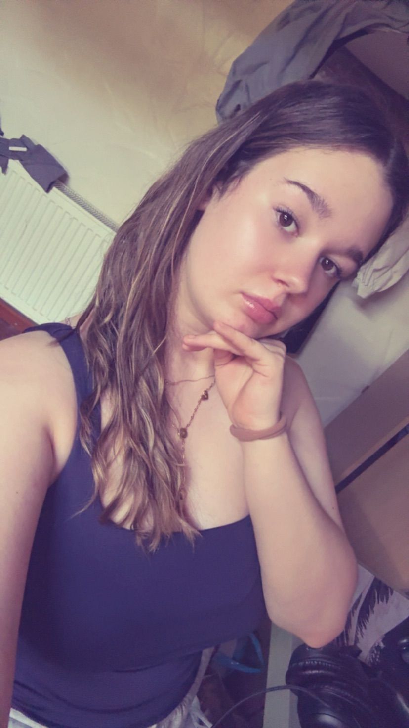 Soo lonely💋❤️